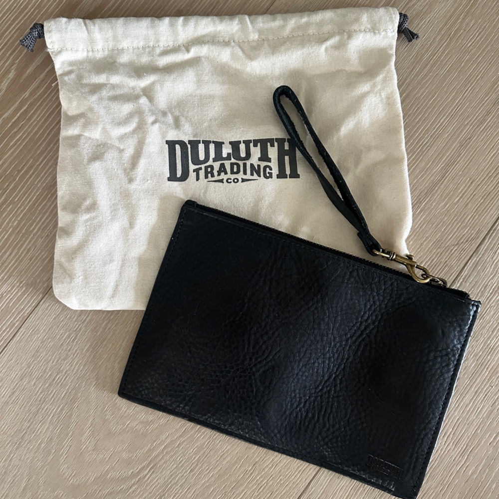 Duluth Trading Co Black Wristlet Clutch